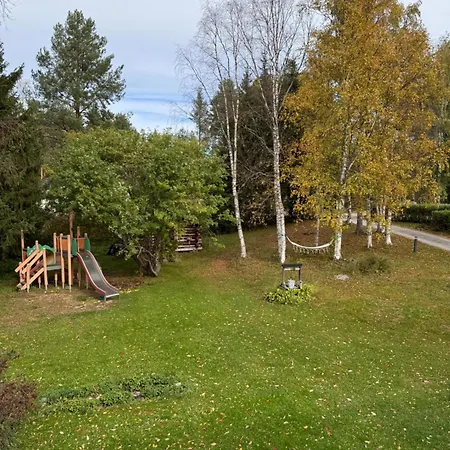 Villa Kosmik Riverside *