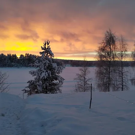 Villa Kosmik Riverside *