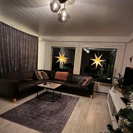 Kosmik Riverside Hideout Villa *